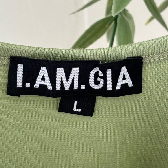 I.AM.GIA Green Tank Crop Top Women’s Size Large Logo on Front - Picture 2 of 3